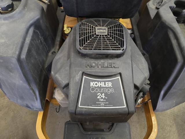 Image of Cub Cadet RZT equipment image 4