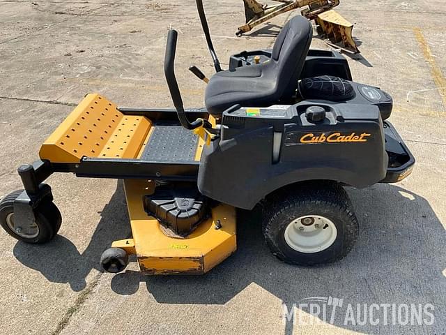 Image of Cub Cadet RZTL equipment image 2