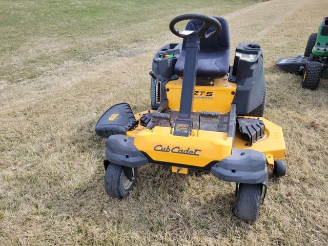 Image of Cub Cadet RZTS equipment image 1