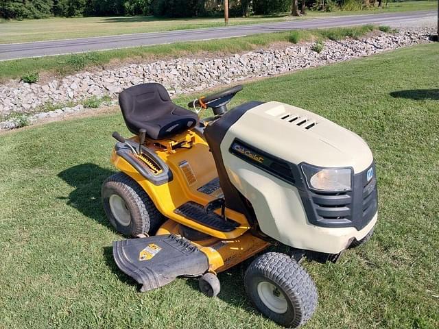 Image of Cub Cadet LTX1040 equipment image 2