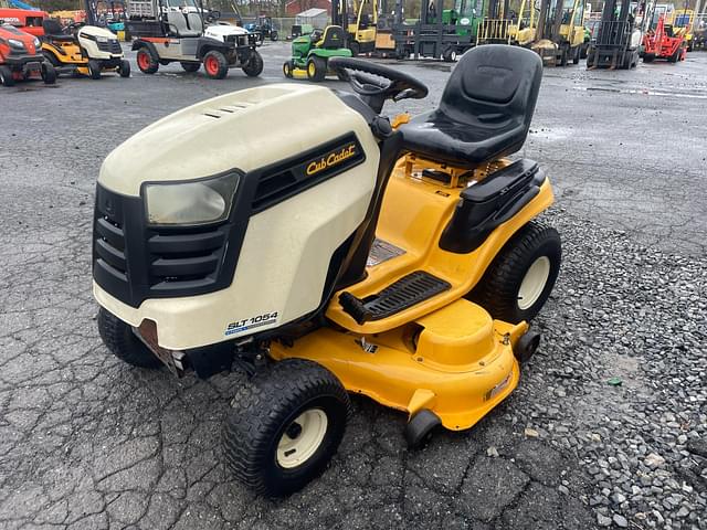Image of Cub Cadet SLT1054 equipment image 1