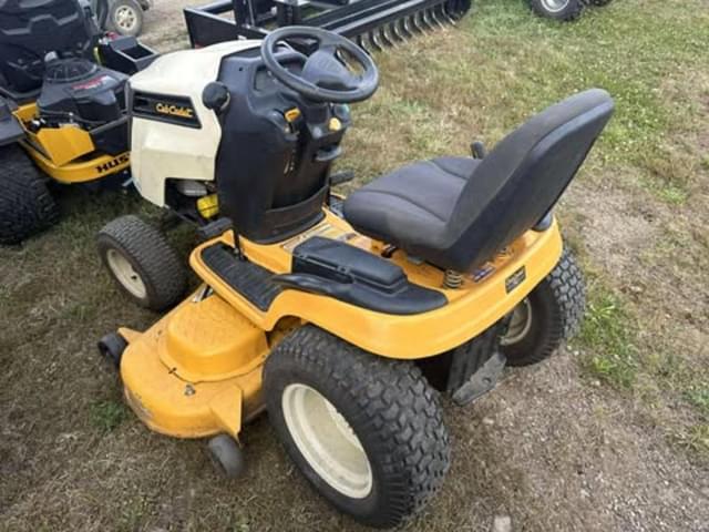 Image of Cub Cadet SLT1054 equipment image 2
