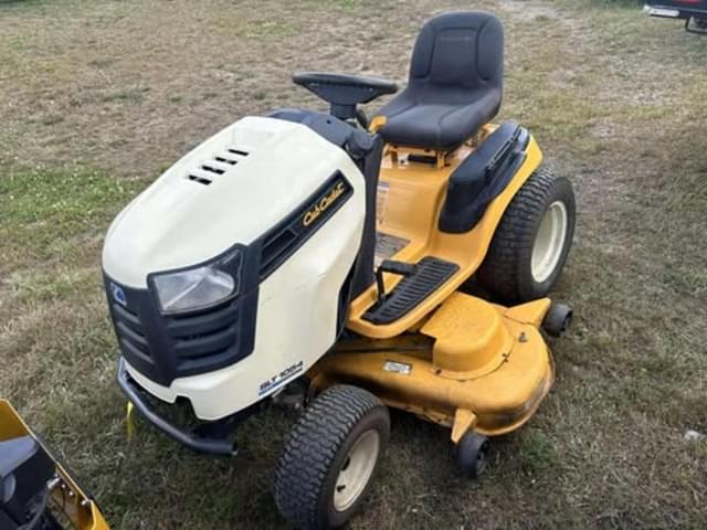 Image of Cub Cadet SLT1054 equipment image 1