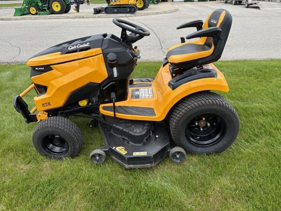 Image of Cub Cadet XT2 SLX54 Primary image