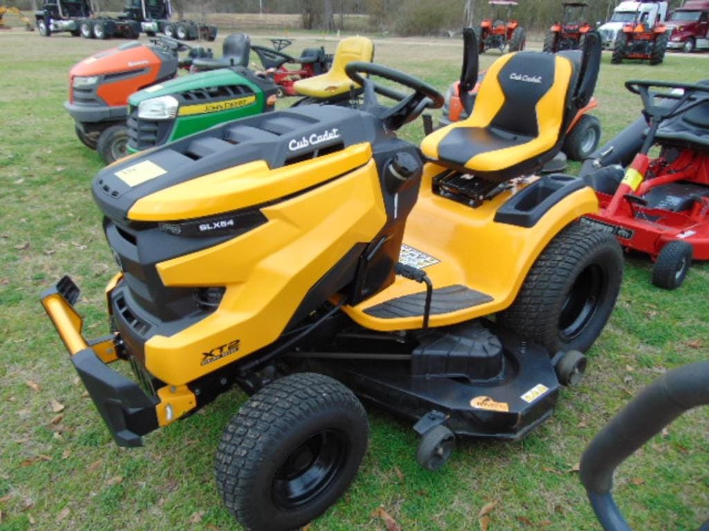 Main image Cub Cadet XT2 SLX54