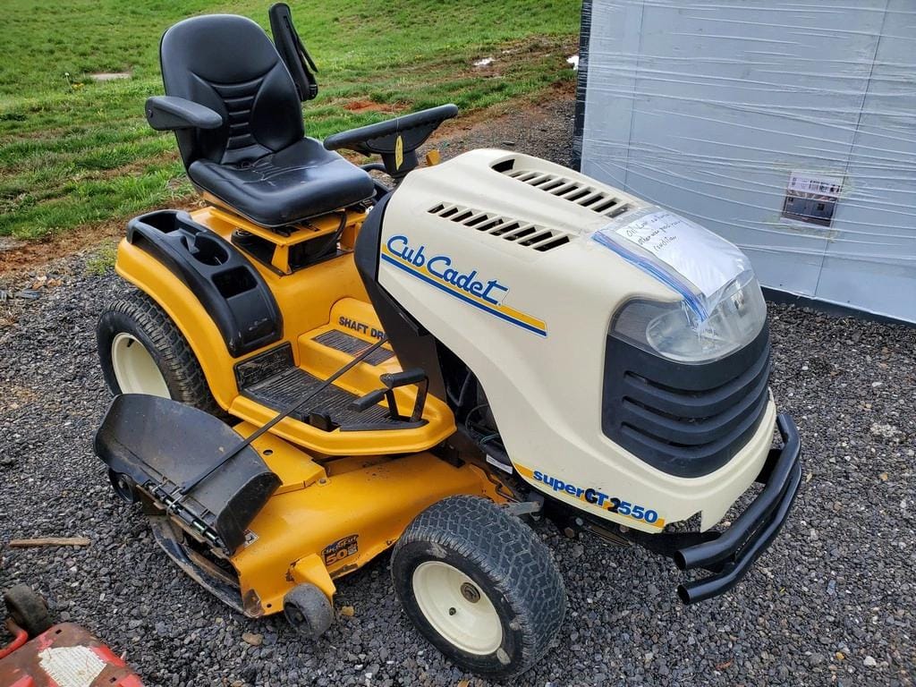 Main image Cub Cadet GT2550