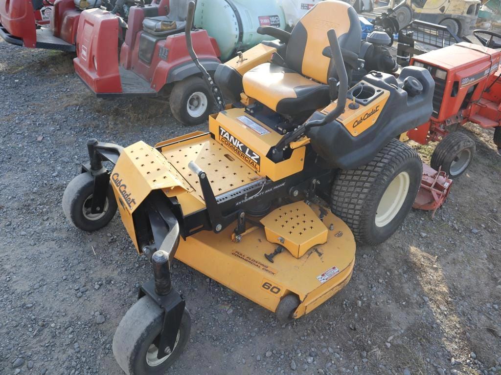 Main image Cub Cadet Tank LZ