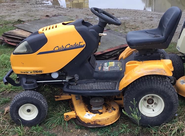 Cub cadet zero 2025 turn tractor i1046