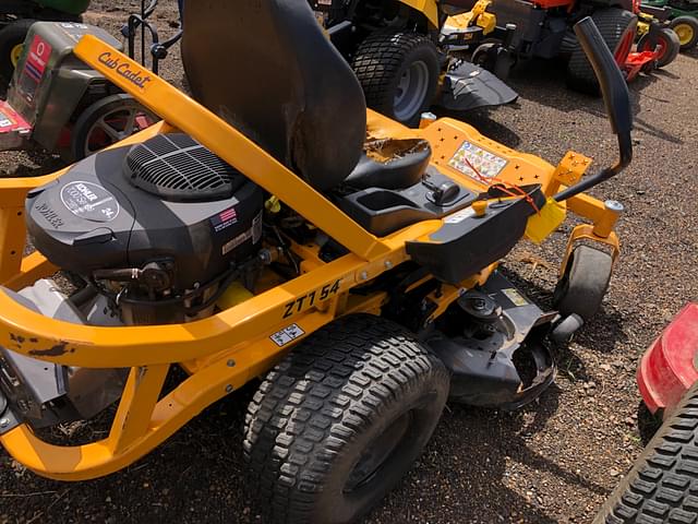 Image of Cub Cadet Ultima ZT1 equipment image 4