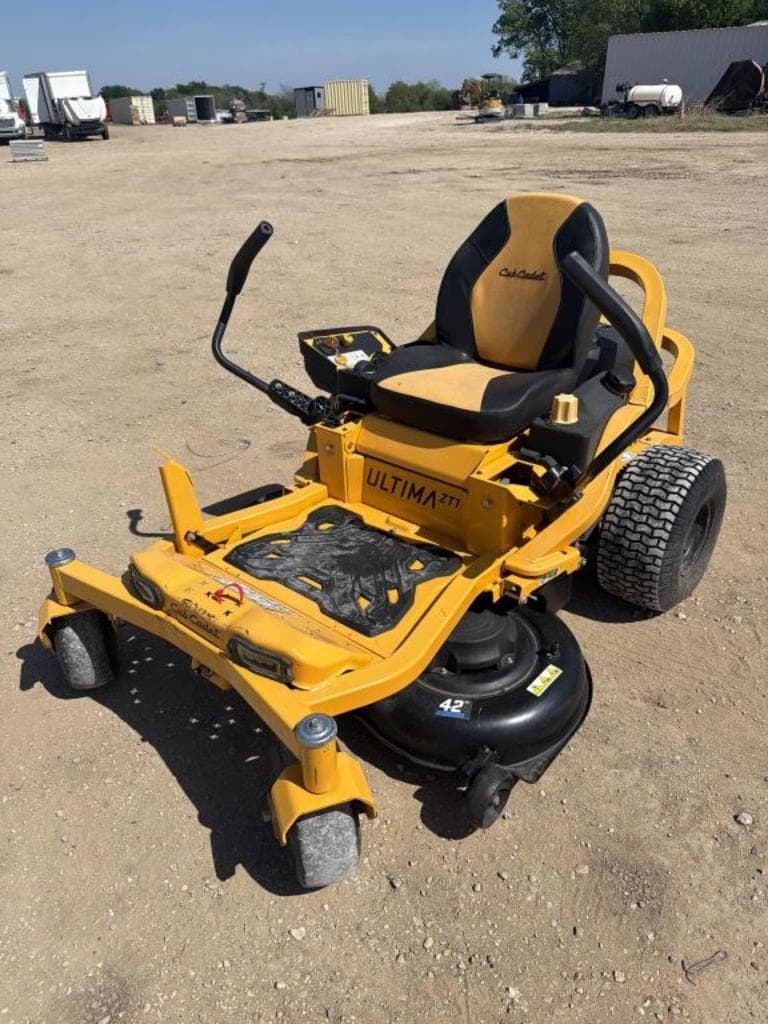 Image of Cub Cadet Ultima ZT1 Primary image
