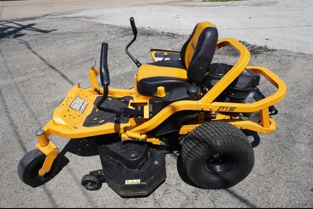 Image of Cub Cadet Ultima ZT1 equipment image 1