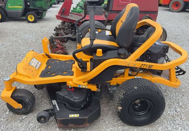 Image of Cub Cadet Ultima ZT1 equipment image 3