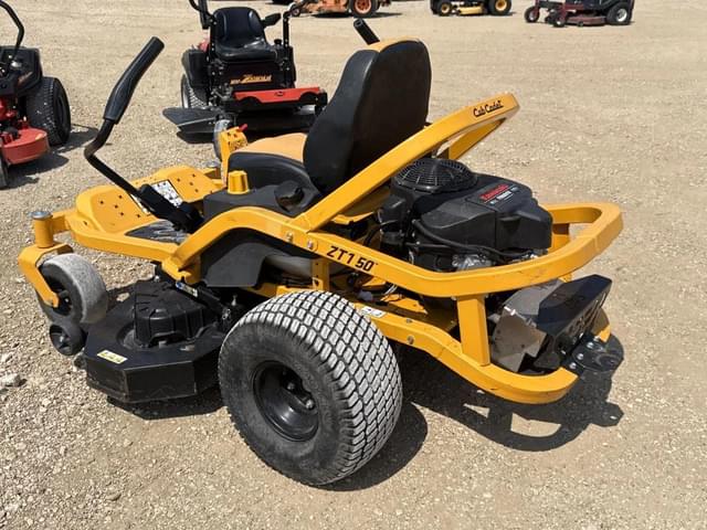 Image of Cub Cadet Ultima ZT1 equipment image 3