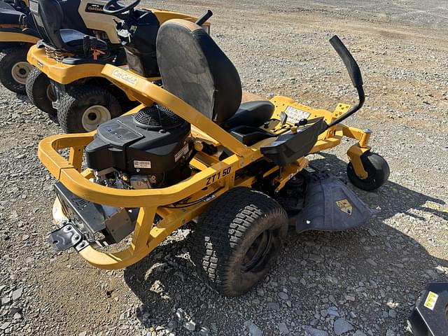 Image of Cub Cadet Ultima ZT1 equipment image 2