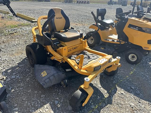 Image of Cub Cadet Ultima ZT1 equipment image 1