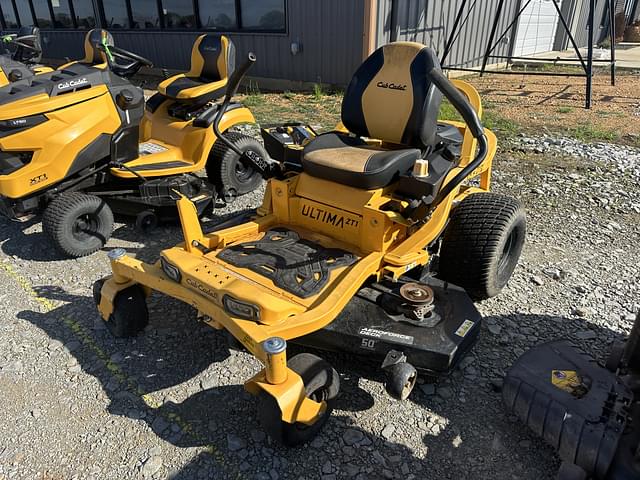 Image of Cub Cadet Ultima ZT1 equipment image 4