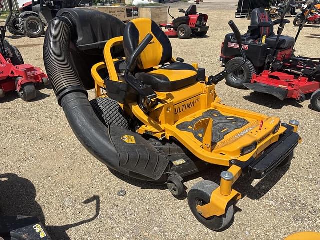Image of Cub Cadet Ultima ZT1 equipment image 3