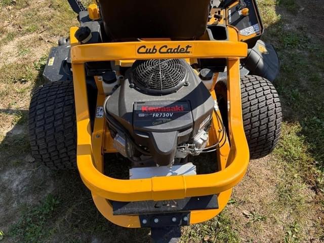 Image of Cub Cadet Ultima ZT2 equipment image 4