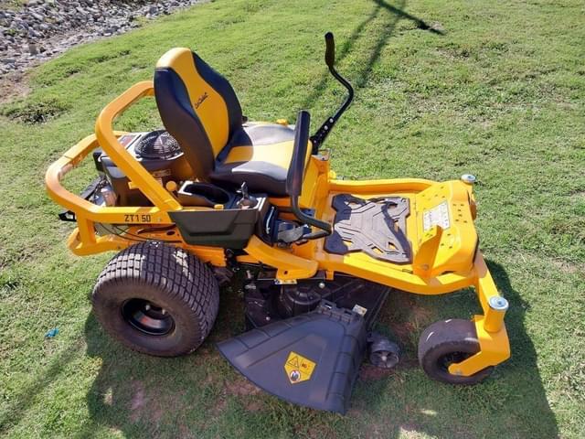 Image of Cub Cadet Ultima ZT1 equipment image 2