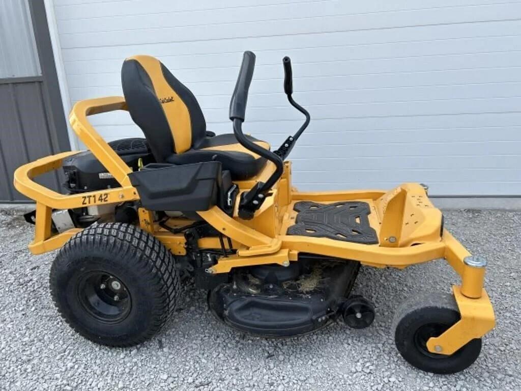 Image of Cub Cadet Ultima ZT1 Primary image