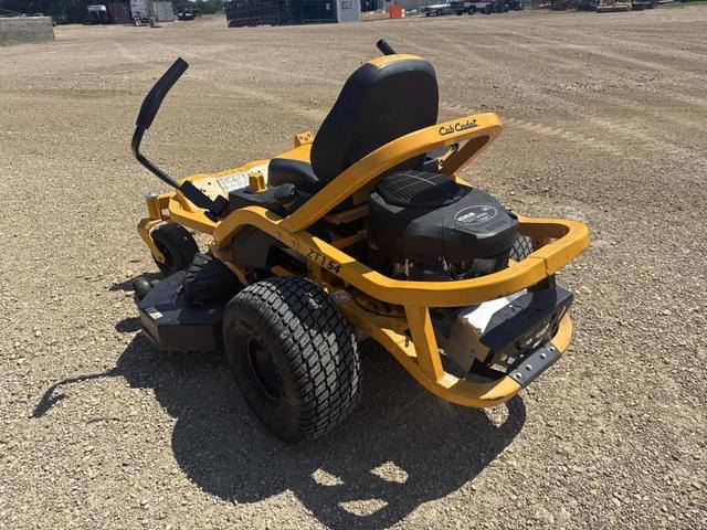 Image of Cub Cadet Ultima ZT1 equipment image 4