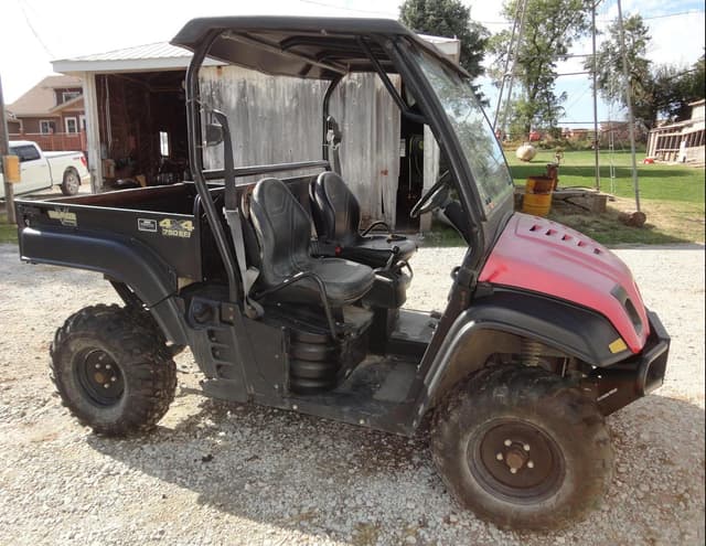 Image of Cub Cadet Volunteer 4X4 EFI equipment image 1
