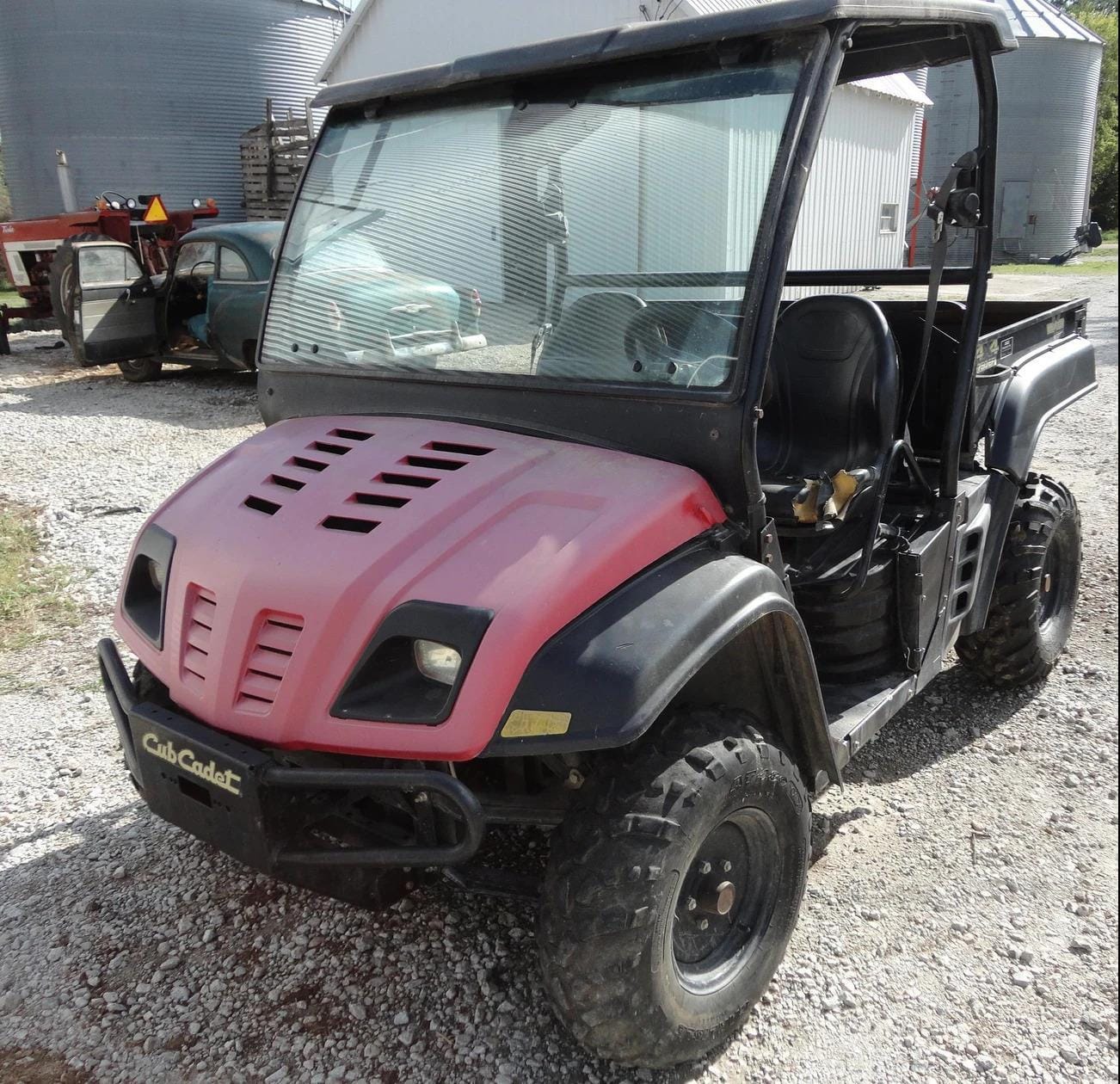 Cub Cadet Volunteer 4X4 EFI Equipment Image0