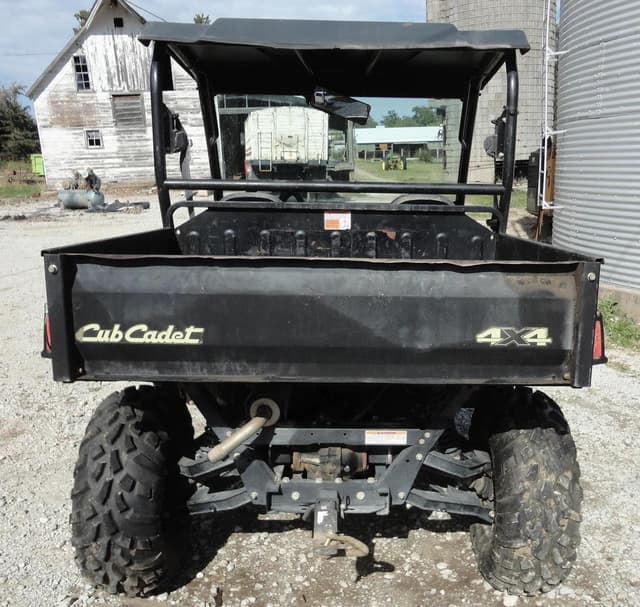 Image of Cub Cadet Volunteer 4X4 EFI equipment image 2