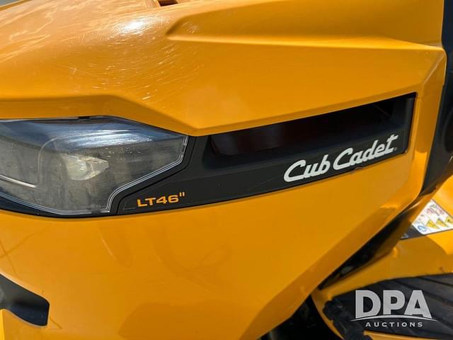 Image of Cub Cadet XT1 equipment image 2