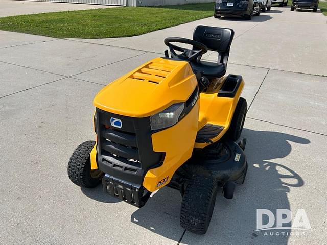 Image of Cub Cadet XT1 equipment image 3