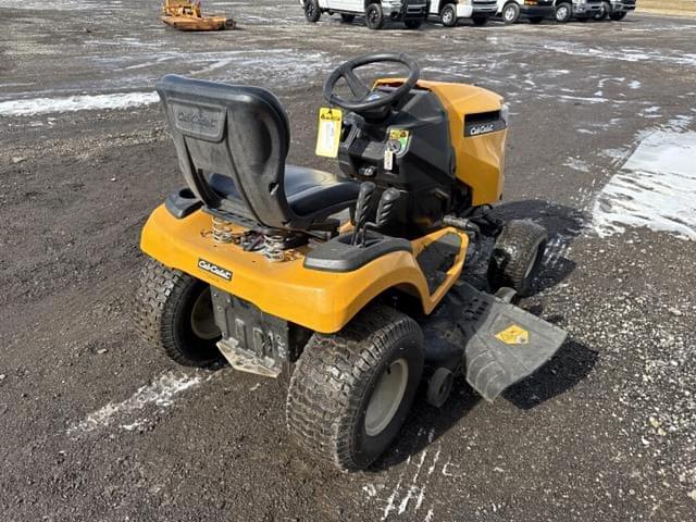 Image of Cub Cadet XT1 equipment image 2