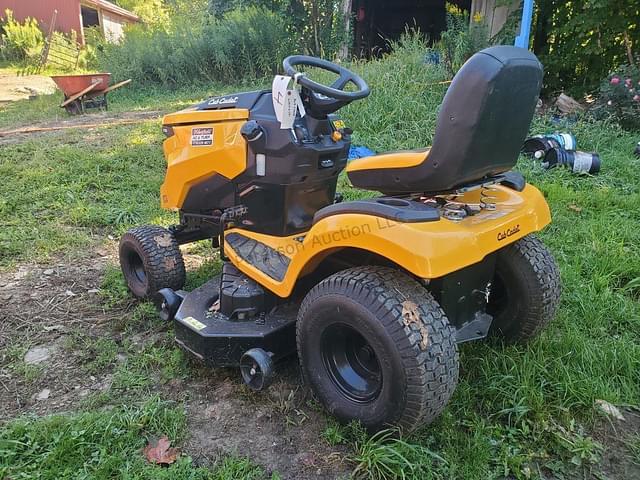 Image of Cub Cadet XT1 LT50 equipment image 4