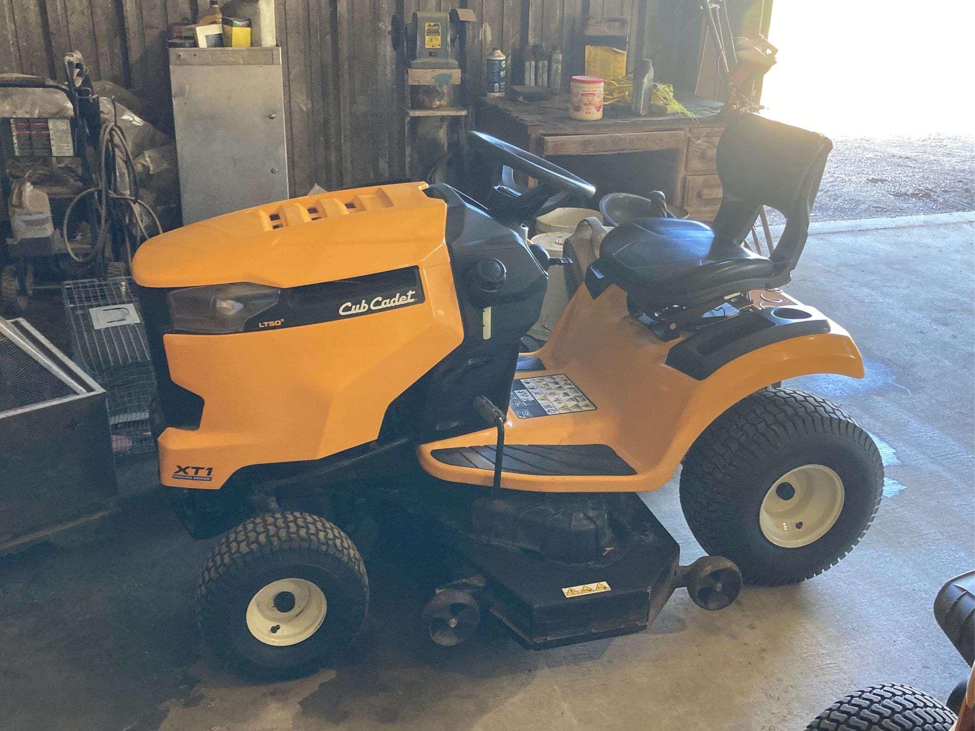 Main image Cub Cadet XT1 LT50