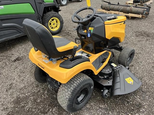 Image of Cub Cadet XT1 LT50 equipment image 2