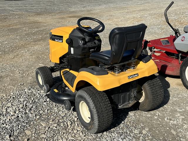 Image of Cub Cadet XT1 equipment image 3