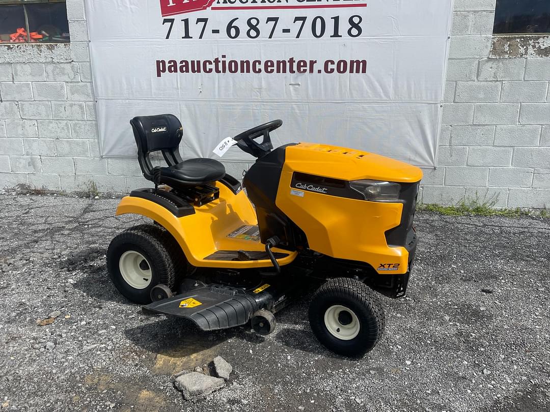 Image of Cub Cadet XT2 Primary image