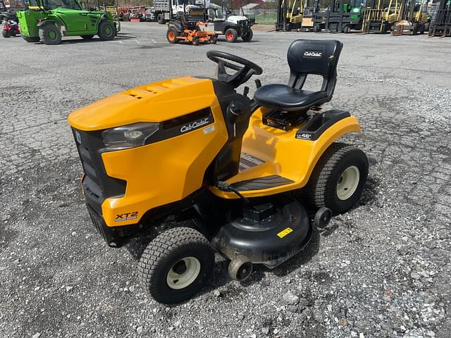 Image of Cub Cadet XT2 equipment image 1