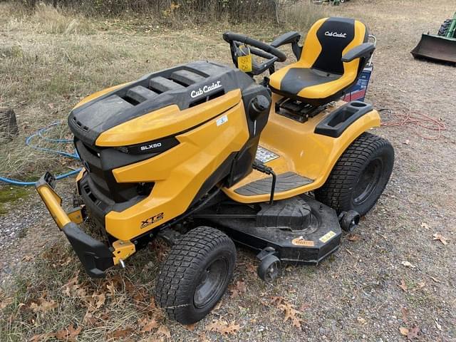 Image of Cub Cadet XT2 equipment image 1