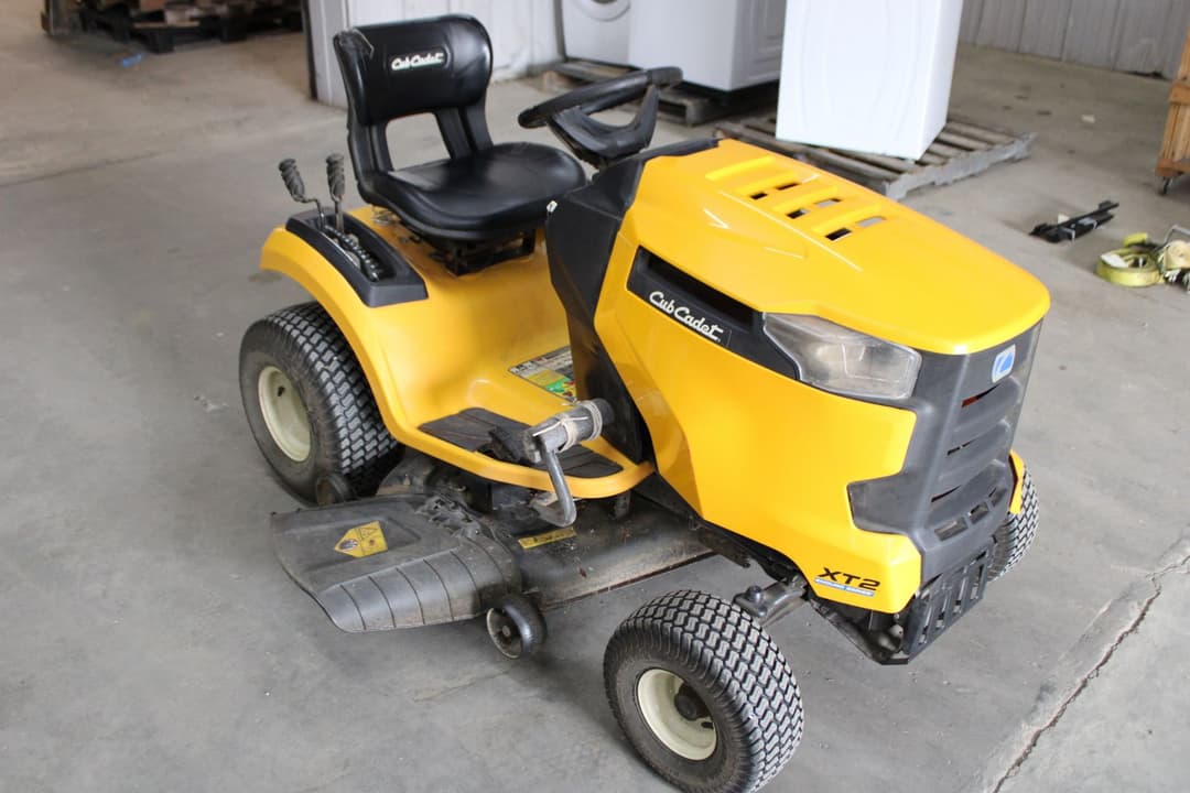 Image of Cub Cadet XT2 Primary image