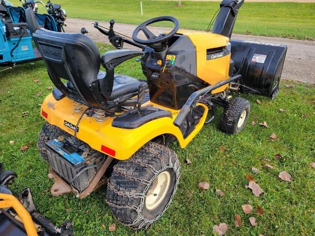 Image of Cub Cadet XT2 equipment image 3