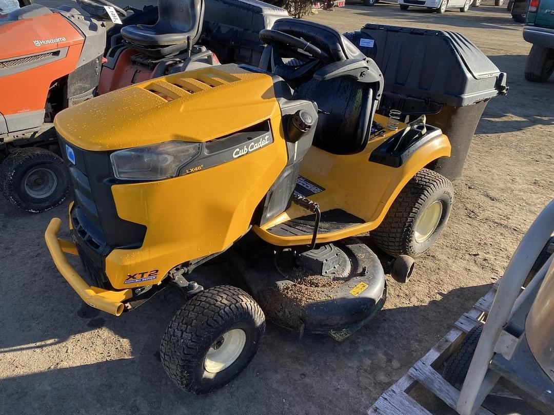 Image of Cub Cadet XT2 LX46 Primary image