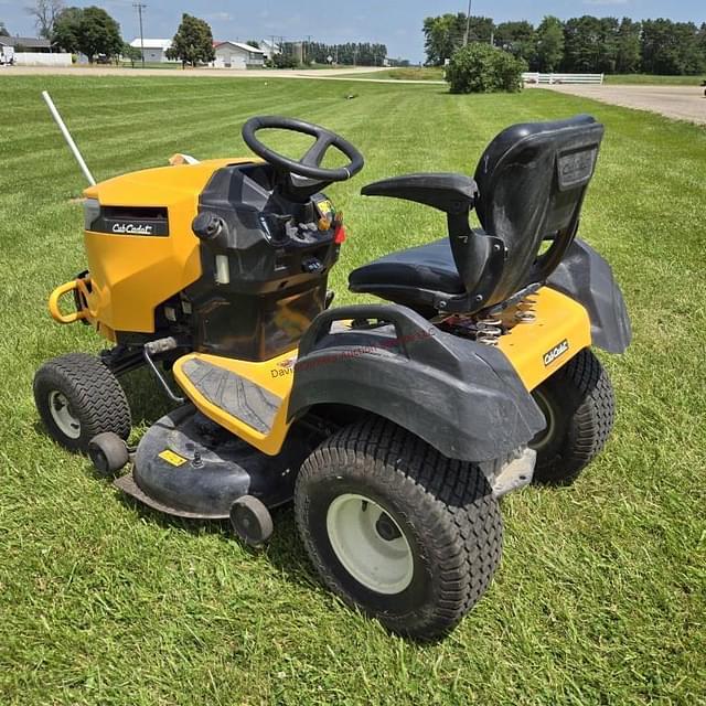 Image of Cub Cadet XT2 equipment image 1