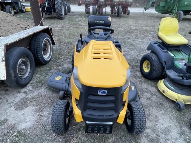 Image of Cub Cadet XT2 equipment image 1