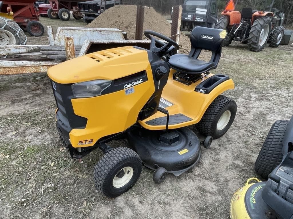 Image of Cub Cadet XT2 Primary image