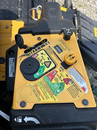 Image of Cub Cadet Z-Force SX equipment image 2