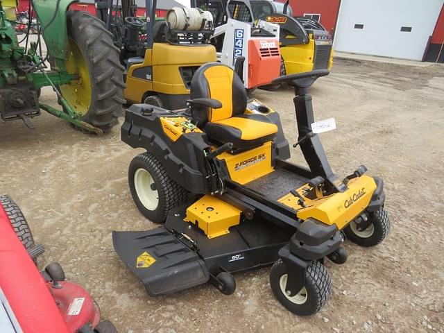 Image of Cub Cadet Z-Force equipment image 2