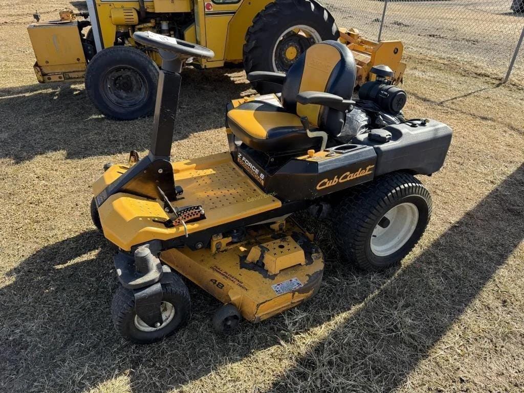 Cub Cadet Z Force S Equipment Image0