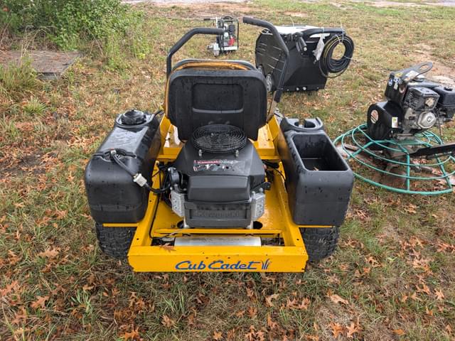 Image of Cub Cadet Z-Force equipment image 2