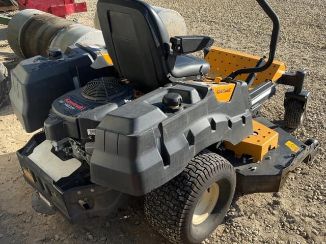 Image of Cub Cadet Z-Force LZ equipment image 2