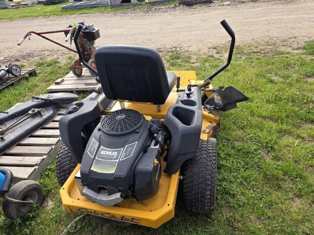 Image of Cub Cadet RZT equipment image 3